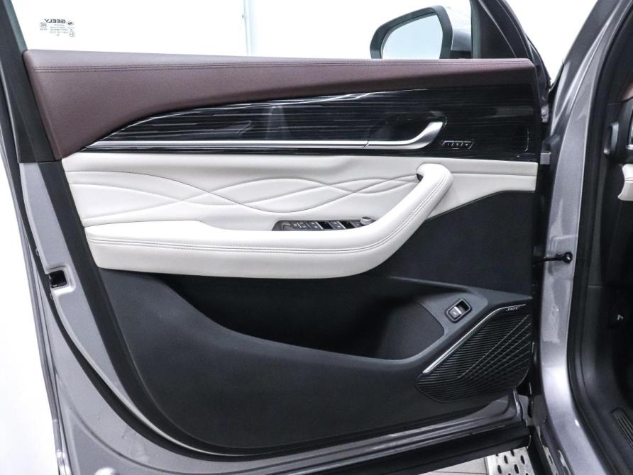 Geely Monjaro I Красноярск  - изображение 8