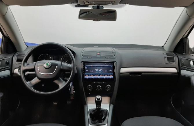Skoda Octavia II (A5) Рестайлинг с пробегом 2011 года, цена 670 000 рублей, 213503 км, лифтбек, Автокод Объявления