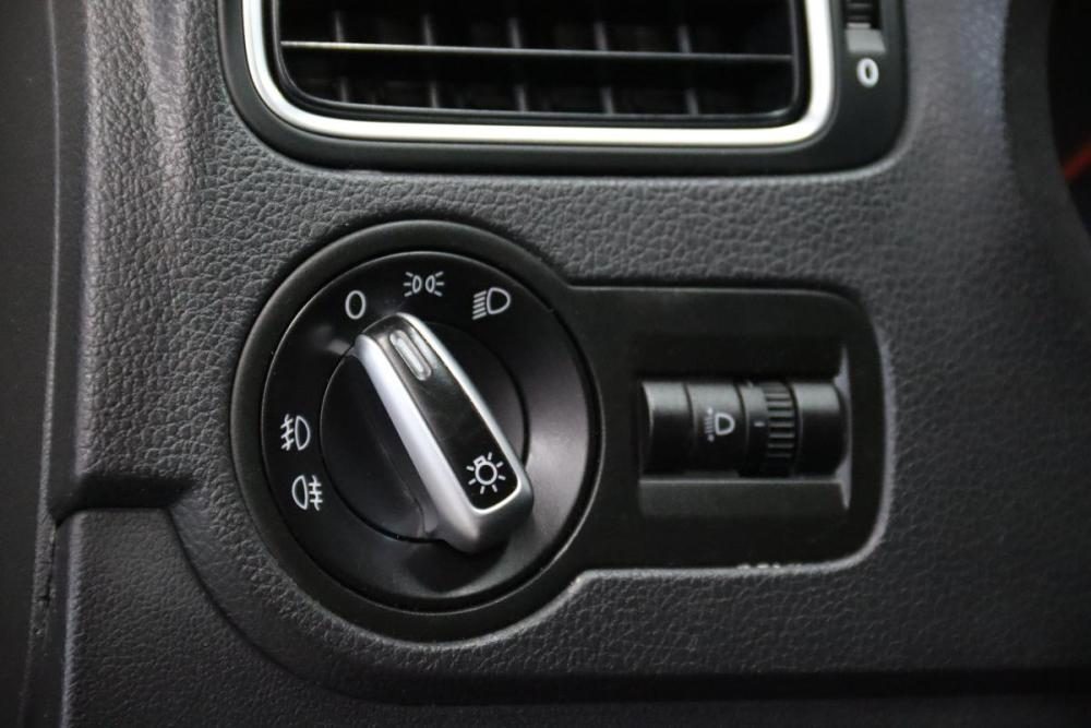 Volkswagen Polo V Сургут  - изображение 19