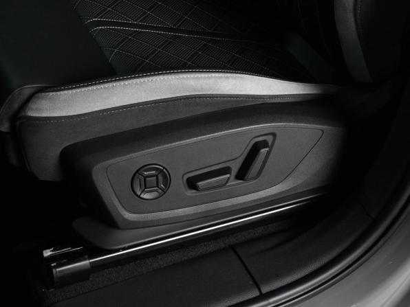 Audi Q3 II (F3) с пробегом 2025 года, цена 4 979 000 рублей, 62 км, внедорожник, Автокод Объявления