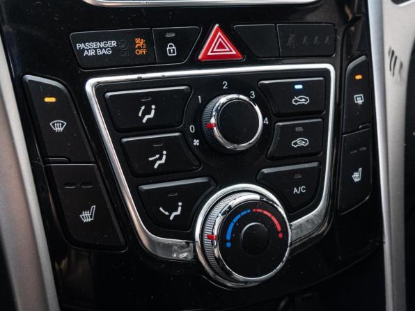 Hyundai i30 II с пробегом 2012 года, цена 735 000 рублей, 206210 км, универсал, Автокод Объявления