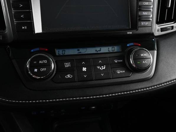 Toyota RAV4 IV (XA40) Рестайлинг с пробегом 2017 года, цена 2 379 000 рублей, 82227 км, внедорожник, Автокод Объявления