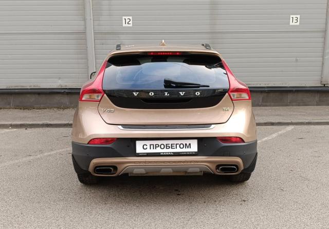 Volvo V40 Cross Country I с пробегом 2013 года, цена 949 000 рублей, 241480 км, хэтчбек, Автокод Объявления