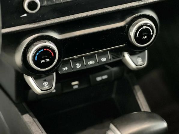 Kia Rio IV Рестайлинг с пробегом 2021 года, цена 1 695 000 рублей, 69851 км, седан, Автокод Объявления