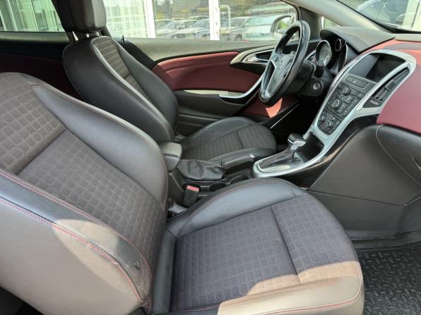 Opel Astra J Рестайлинг с пробегом 2014 года, цена 945 000 рублей, 153678 км, хэтчбек, Автокод Объявления