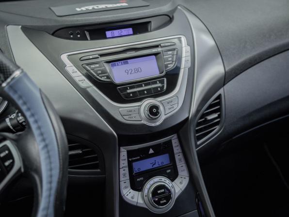 Hyundai Elantra V (MD) с пробегом 2011 года, цена 1 020 000 рублей, 236000 км, седан, Автокод Объявления