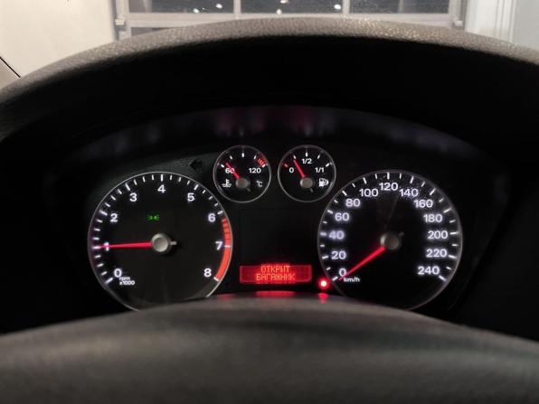 Ford Focus II с пробегом 2007 года, цена 380 000 рублей, 330710 км, седан, Автокод Объявления