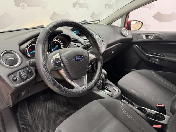 Ford Fiesta Mk6 Рестайлинг с пробегом 2015 года, цена 760 000 рублей, 117052 км, хэтчбек, Автокод Объявления