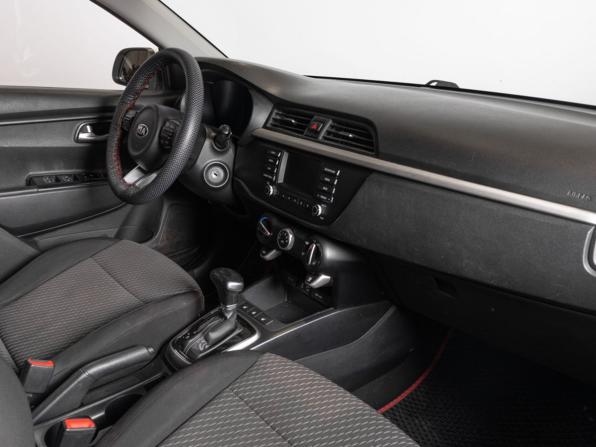 Kia Rio IV с пробегом 2018 года, цена 1 250 000 рублей, 104533 км, хэтчбек, Автокод Объявления