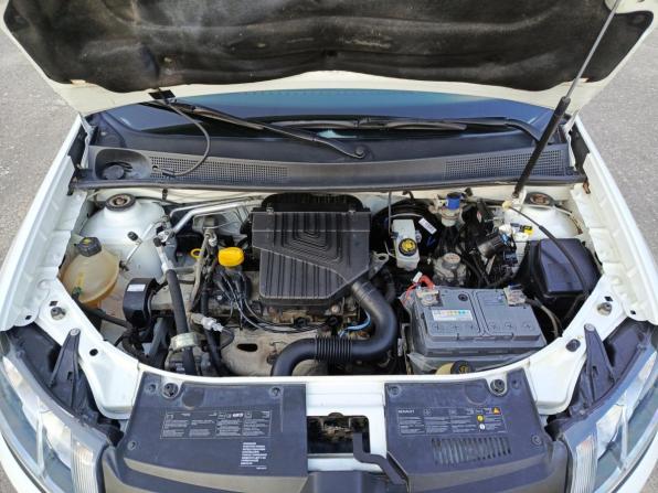 Renault Sandero II с пробегом 2015 года, цена 790 000 рублей, 165610 км, хэтчбек, Автокод Объявления