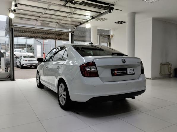 Skoda Rapid I Рестайлинг с пробегом 2019 года, цена 1 220 000 рублей, 104635 км, лифтбек, Автокод Объявления