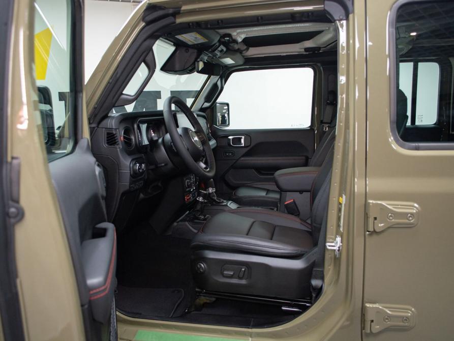 Jeep Wrangler IV (JL) Рестайлинг Новосибирск  - изображение 13