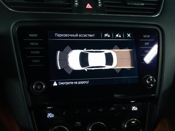 Skoda Octavia III (A7) Рестайлинг с пробегом 2018 года, цена 1 807 000 рублей, 66000 км, лифтбек, Автокод Объявления
