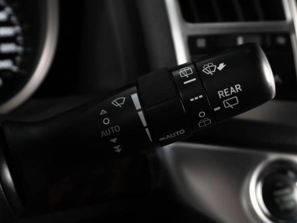 Toyota Land Cruiser 200 Series Рестайлинг 1 с пробегом 2012 года, цена 4 449 000 рублей, 217160 км, внедорожник, Автокод Объявления