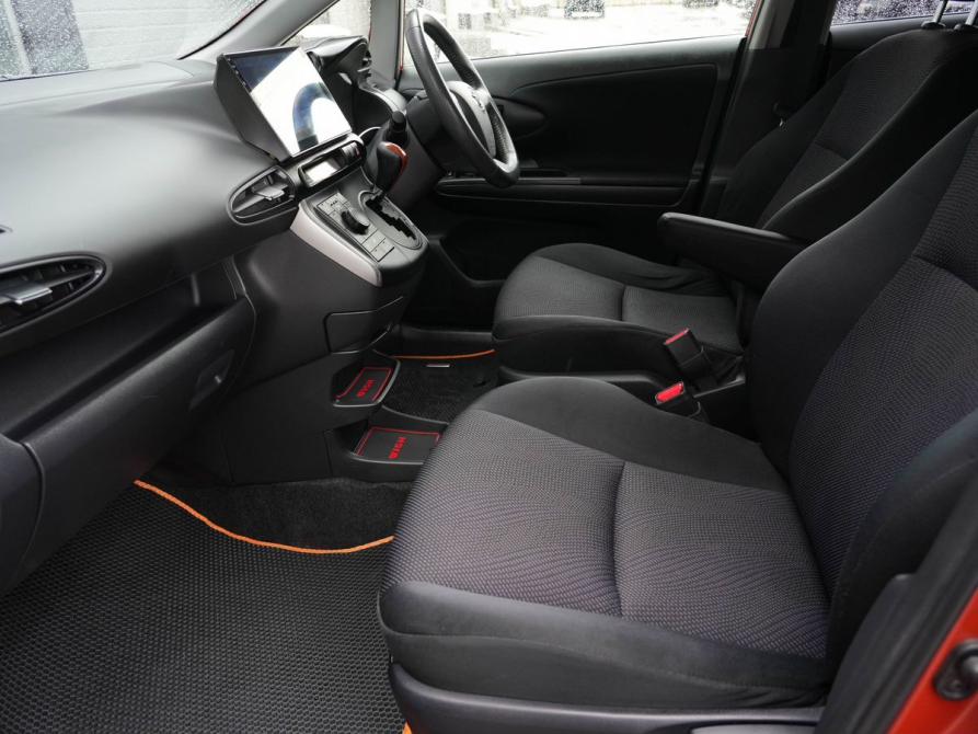 Toyota Wish II Рестайлинг Новосибирск  - изображение 17