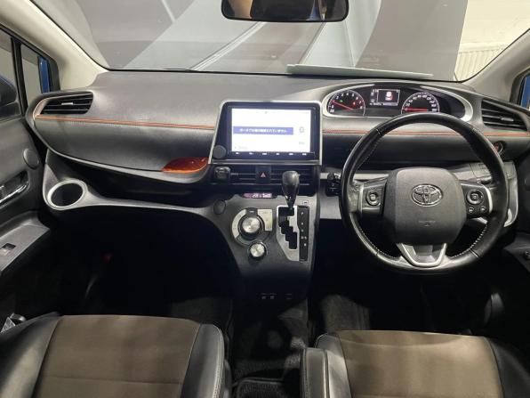 Toyota Sienta II Рестайлинг с пробегом 2019 года, цена 1 499 000 рублей, 89225 км, компактвэн, Автокод Объявления