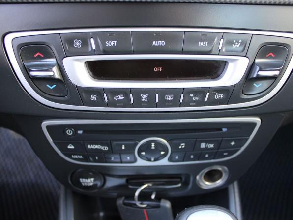 Renault Fluence I с пробегом 2011 года, цена 755 000 рублей, 120132 км, седан, Автокод Объявления