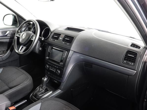 Skoda Yeti I Рестайлинг с пробегом 2018 года, цена 1 650 000 рублей, 91467 км, внедорожник, Автокод Объявления