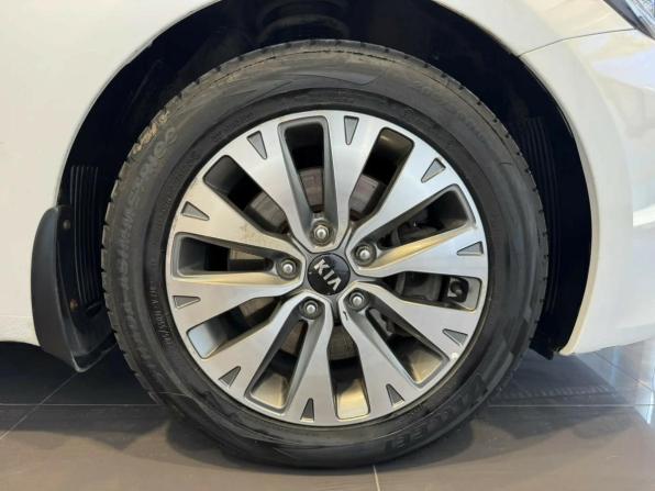 Kia Ceed II Рестайлинг с пробегом 2015 года, цена 1 180 000 рублей, 121702 км, хэтчбек, Автокод Объявления