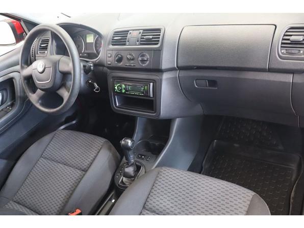 Skoda Fabia II Рестайлинг с пробегом 2012 года, цена 614 000 рублей, 209286 км, хэтчбек, Автокод Объявления