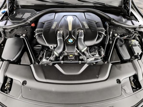 BMW 7 серии VI (G11/G12) с пробегом 2017 года, цена 3 720 000 рублей, 117899 км, седан, Автокод Объявления
