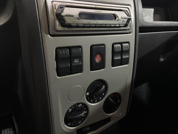 Renault Logan I с пробегом 2005 года, цена 239 000 рублей, 221026 км, седан, Автокод Объявления