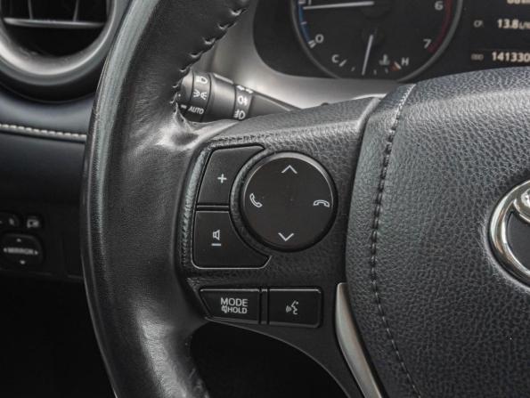 Toyota RAV4 IV (XA40) Рестайлинг с пробегом 2018 года, цена 2 429 000 рублей, 141330 км, внедорожник, Автокод Объявления