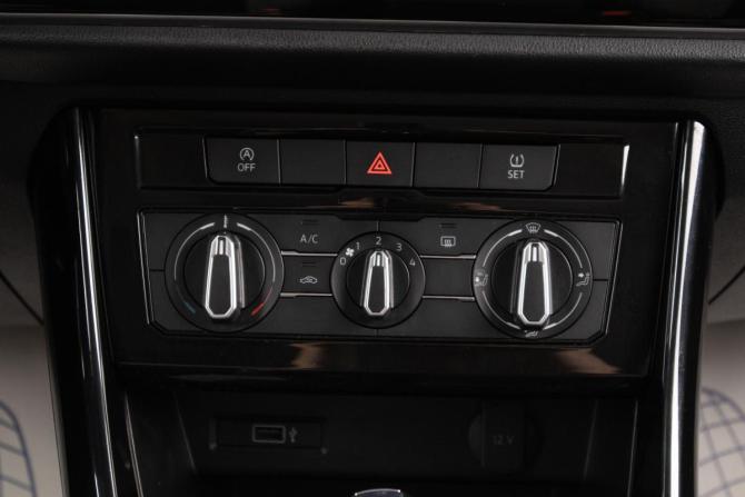 Jetta VS5 I с пробегом 2022 года, цена 1 699 000 рублей, 26833 км, внедорожник, Автокод Объявления