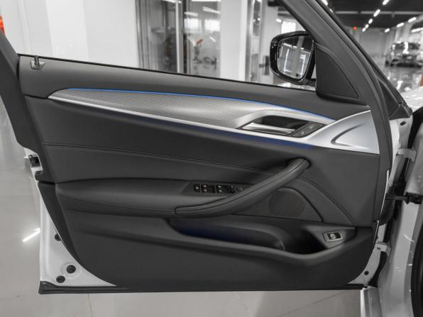 BMW 5 серии VII (G30/G31/G38) с пробегом 2019 года, цена 4 220 000 рублей, 57841 км, седан, Автокод Объявления