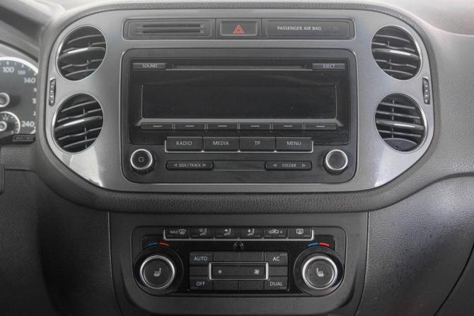 Volkswagen Tiguan I Рестайлинг с пробегом 2011 года, цена 1 229 000 рублей, 160000 км, внедорожник, Автокод Объявления