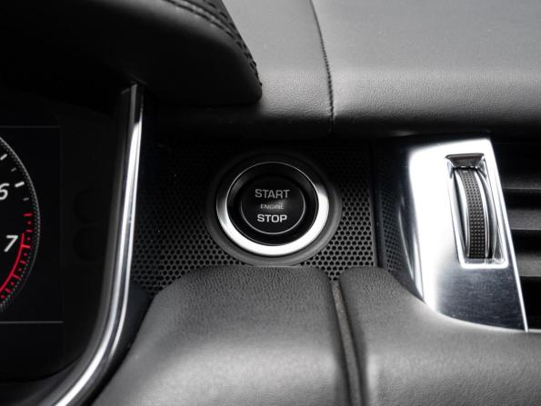 Land Rover Range Rover Sport II Рестайлинг с пробегом 2020 года, цена 9 350 000 рублей, 72154 км, внедорожник, Автокод Объявления