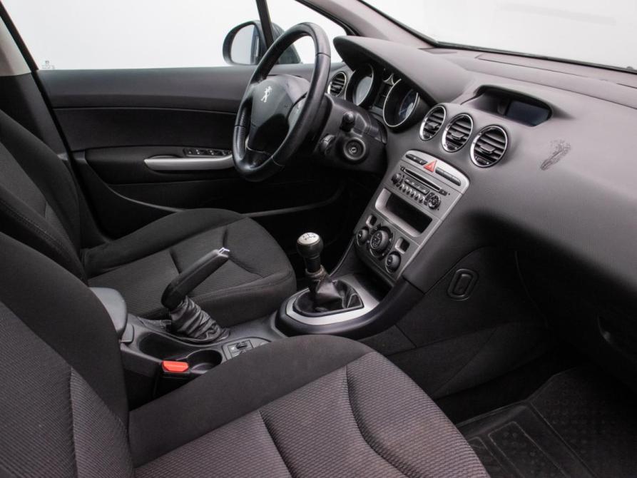 Peugeot 408 I Москва  - изображение 9