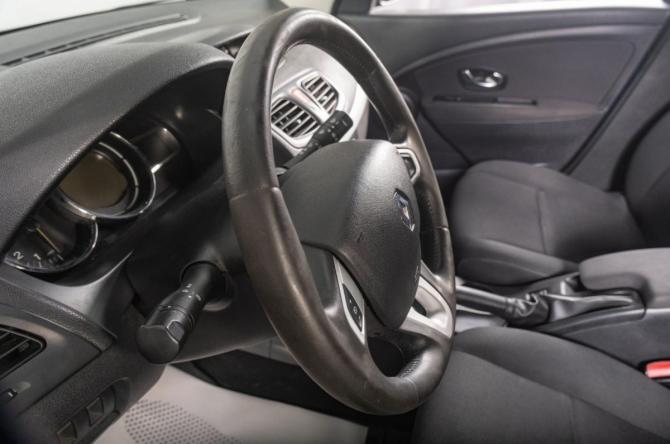 Renault Megane III с пробегом 2011 года, цена 739 000 рублей, 174000 км, хэтчбек, Автокод Объявления