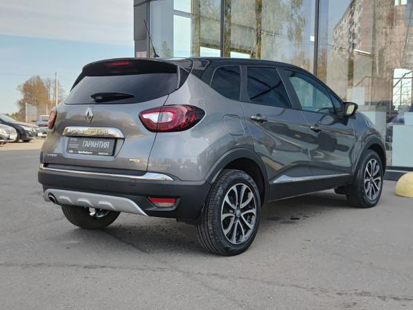 Renault Kaptur I с пробегом 2016 года, цена 1 590 000 рублей, 89000 км, внедорожник, Автокод Объявления
