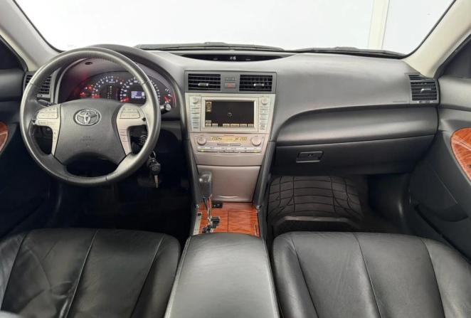 Toyota Camry VI (XV40) Рестайлинг с пробегом 2011 года, цена 1 330 000 рублей, 246597 км, седан, Автокод Объявления