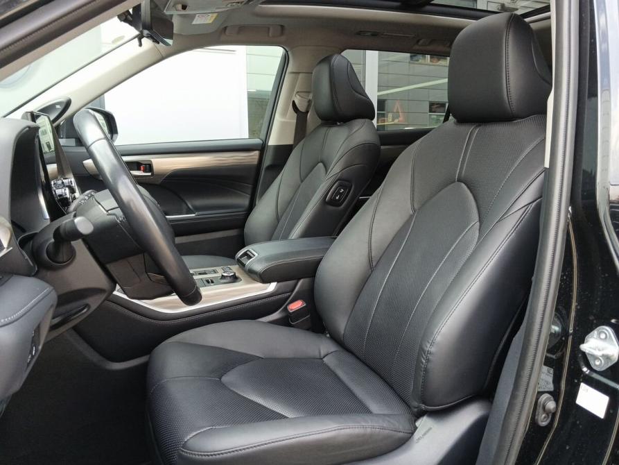 Toyota Highlander IV (XU70) Москва  - изображение 25