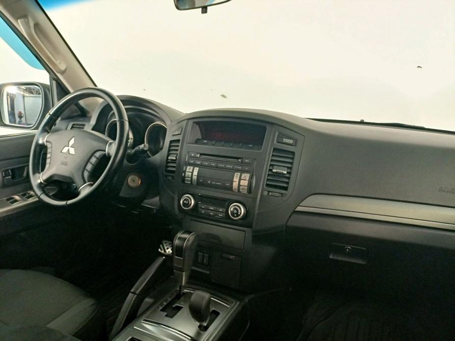 Mitsubishi Pajero IV Рестайлинг 1 Архангельск  - изображение 13