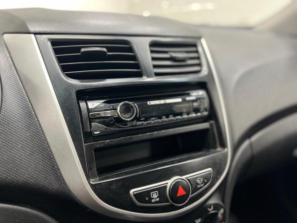 Hyundai Solaris I с пробегом 2011 года, цена 690 000 рублей, 151214 км, седан, Автокод Объявления