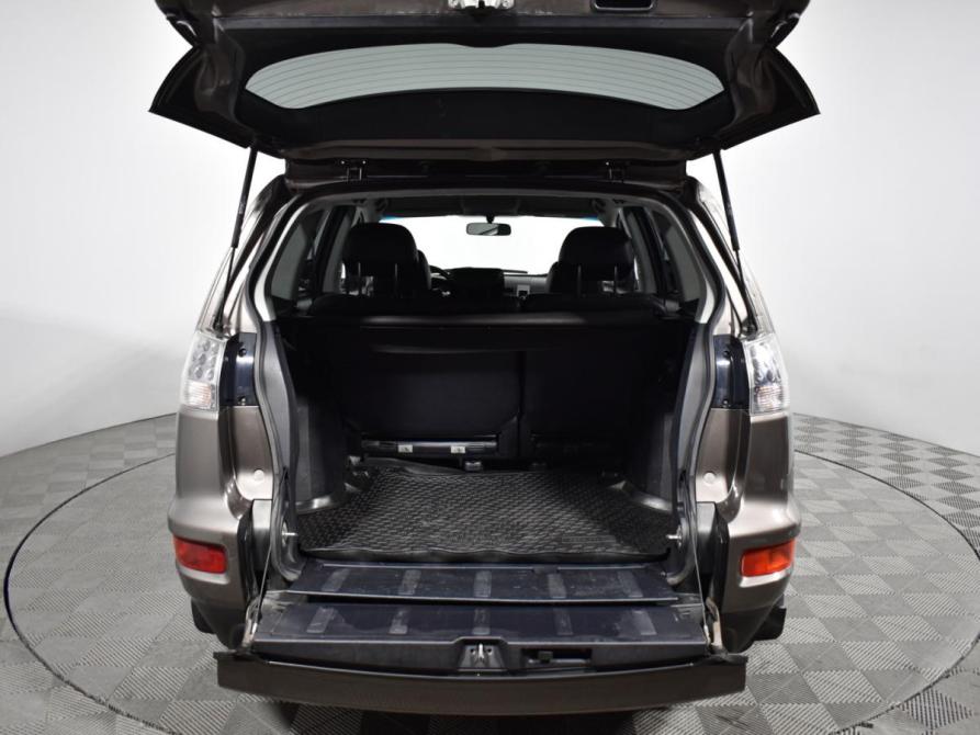 Mitsubishi Outlander II Рестайлинг Санкт-Петербург  - изображение 19
