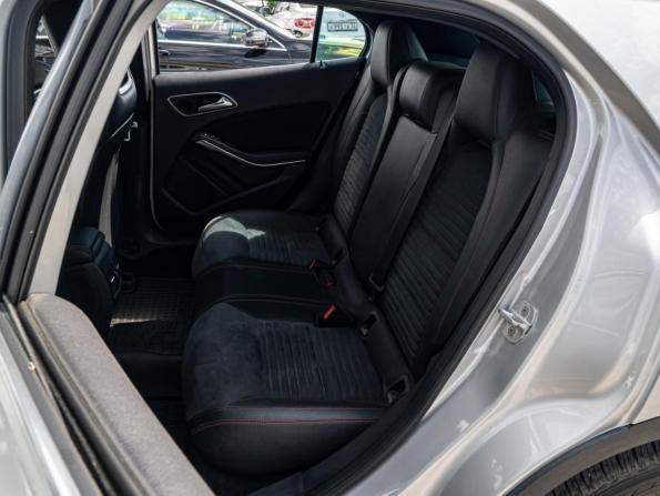 Mercedes-Benz GLA I (X156) с пробегом 2015 года, цена 2 195 000 рублей, 130330 км, внедорожник, Автокод Объявления