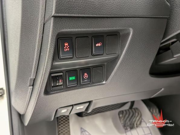 Nissan X-Trail III Рестайлинг с пробегом 2020 года, цена 2 330 000 рублей, 135000 км, внедорожник, Автокод Объявления