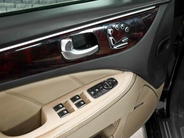 Hyundai Equus II с пробегом 2011 года, цена 1 650 000 рублей, 175092 км, седан, Автокод Объявления