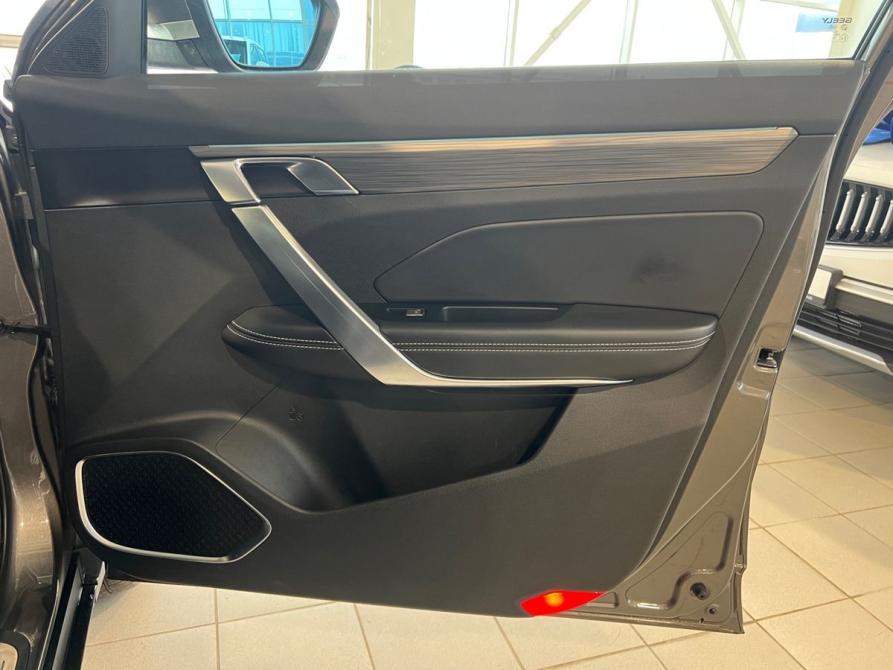 Geely Atlas Pro Москва  - изображение 36