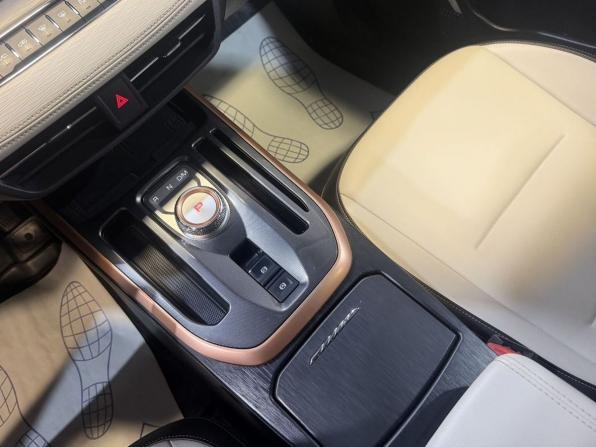 Haval Jolion I с пробегом 2022 года, цена 1 699 000 рублей, 72668 км, внедорожник, Автокод Объявления