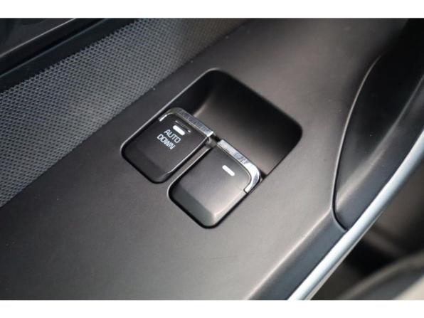 Kia Ceed II Рестайлинг с пробегом 2015 года, цена 1 249 000 рублей, 83182 км, хэтчбек, Автокод Объявления