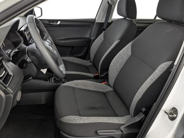 Skoda Rapid II с пробегом 2022 года, цена 1 650 000 рублей, 85876 км, лифтбек, Автокод Объявления