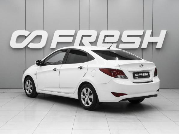Hyundai Solaris I Рестайлинг с пробегом 2014 года, цена 880 000 рублей, 217592 км, седан, Автокод Объявления