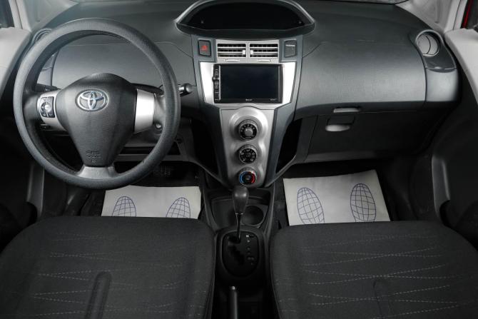 Toyota Yaris II с пробегом 2008 года, цена 589 000 рублей, 314074 км, хэтчбек, Автокод Объявления