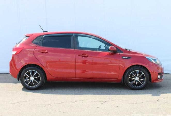 Kia Rio IV с пробегом 2017 года, цена 1 160 000 рублей, 131669 км, хэтчбек, Автокод Объявления