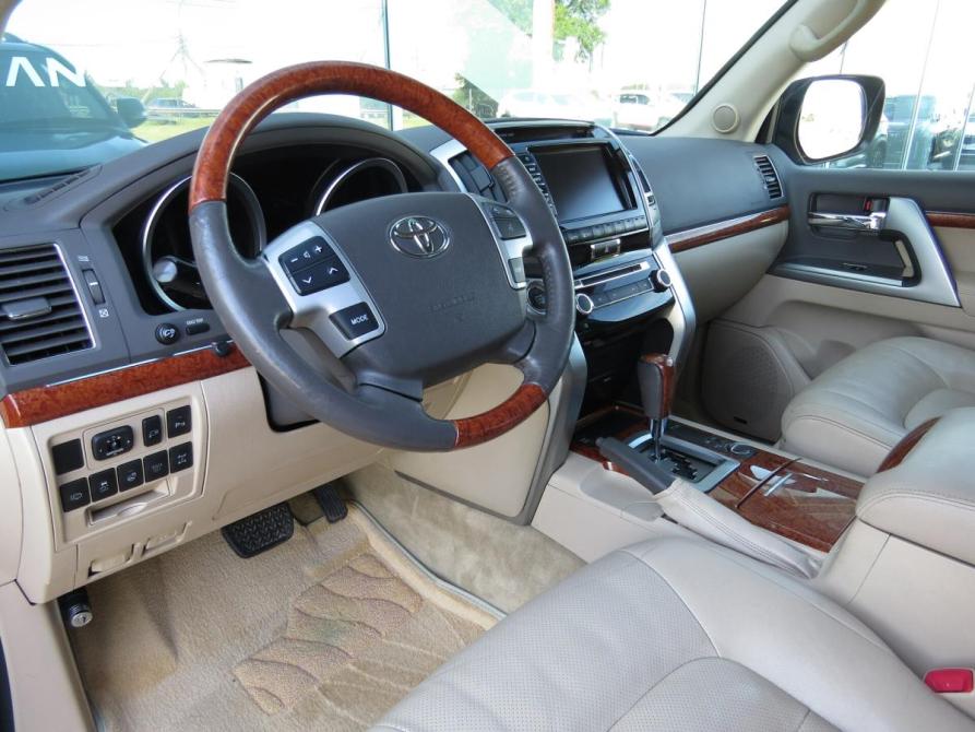Toyota Land Cruiser 200 Series Санкт-Петербург  - изображение 7